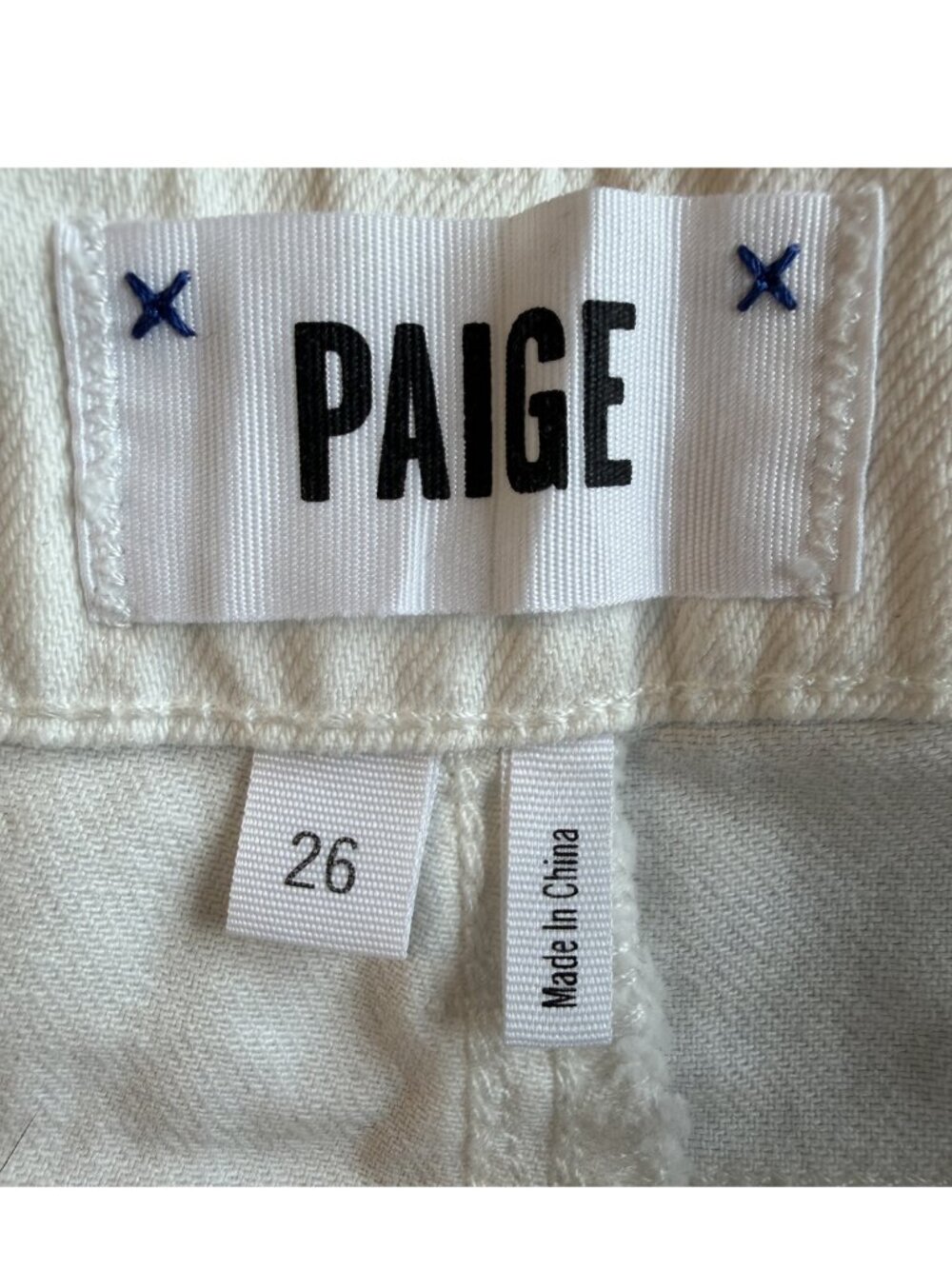 PAIGE White Denim Shorts Size 26 Mid-Rise Cuffed - Picture 2 of 4